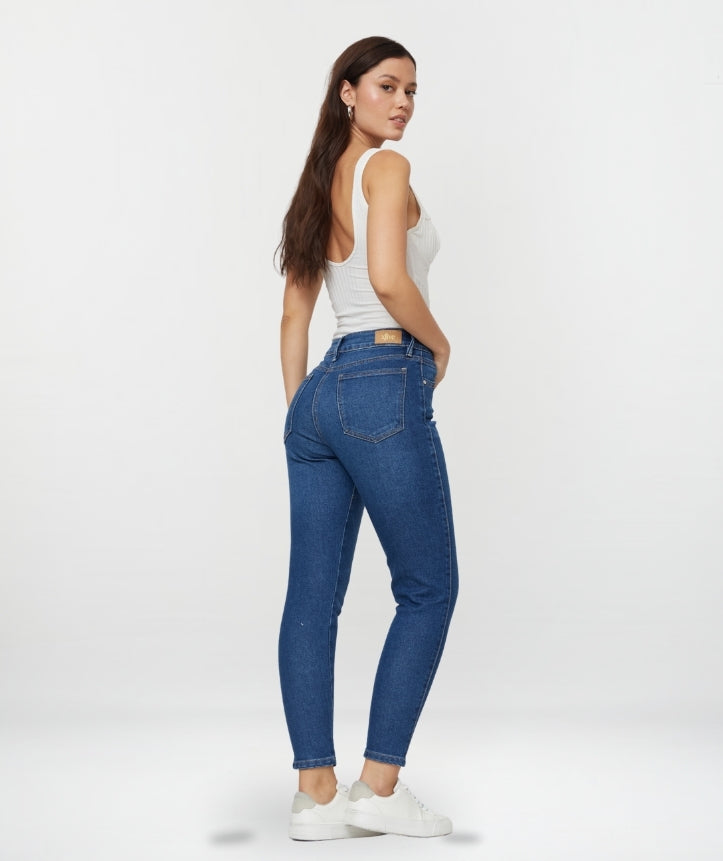MOM JEAN MINS