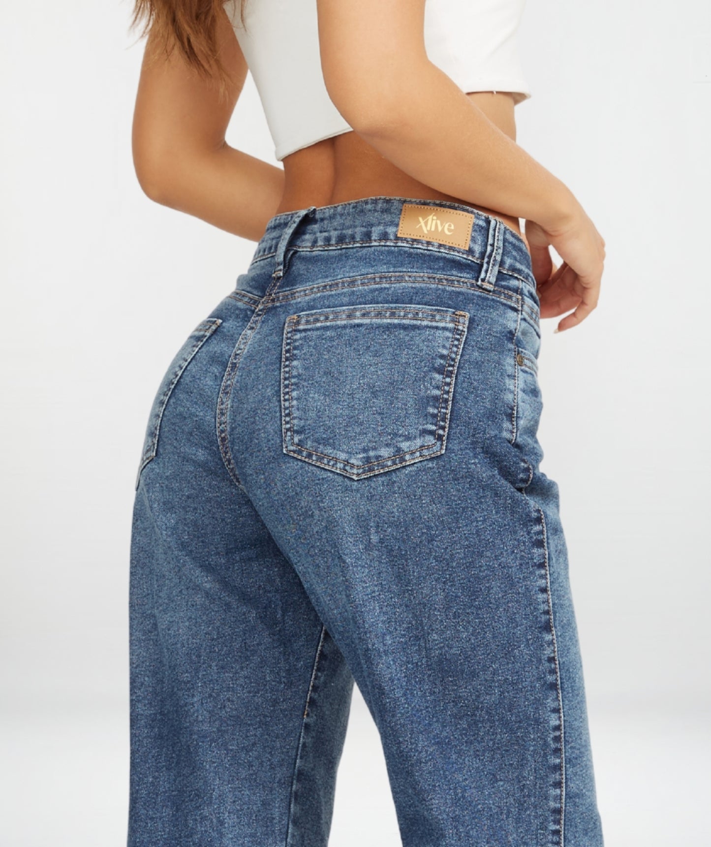 JEAN MOM FLARE LICRADO FEVER