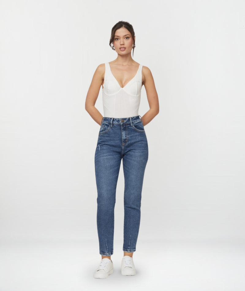 Jean Mom Yali