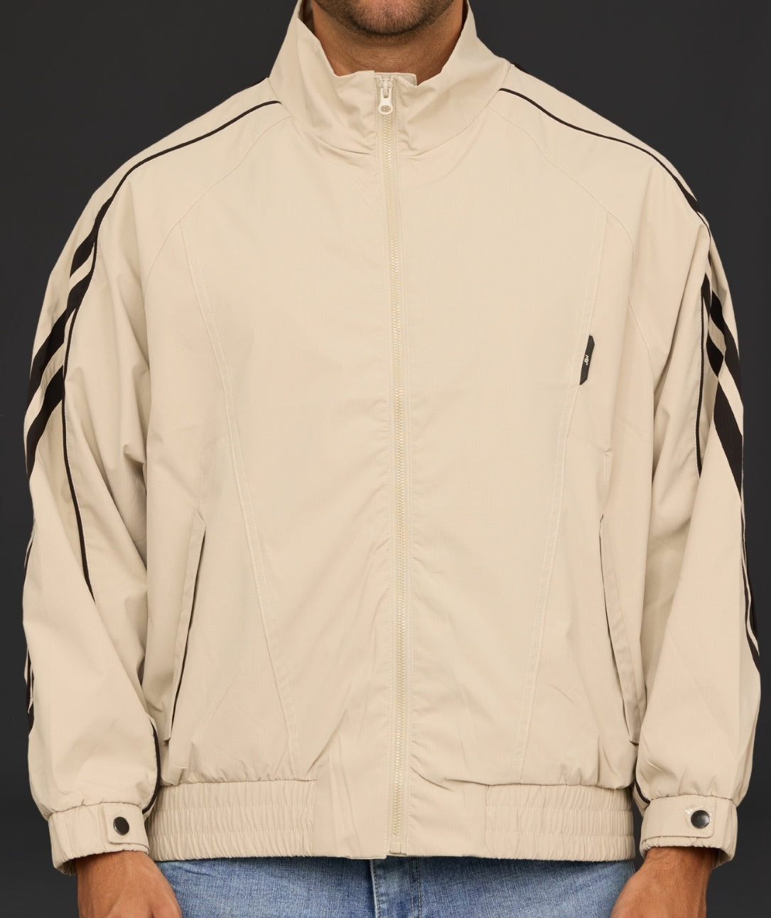 CHAQUETA HOMBRE ANTIFLUIDO CAQUI