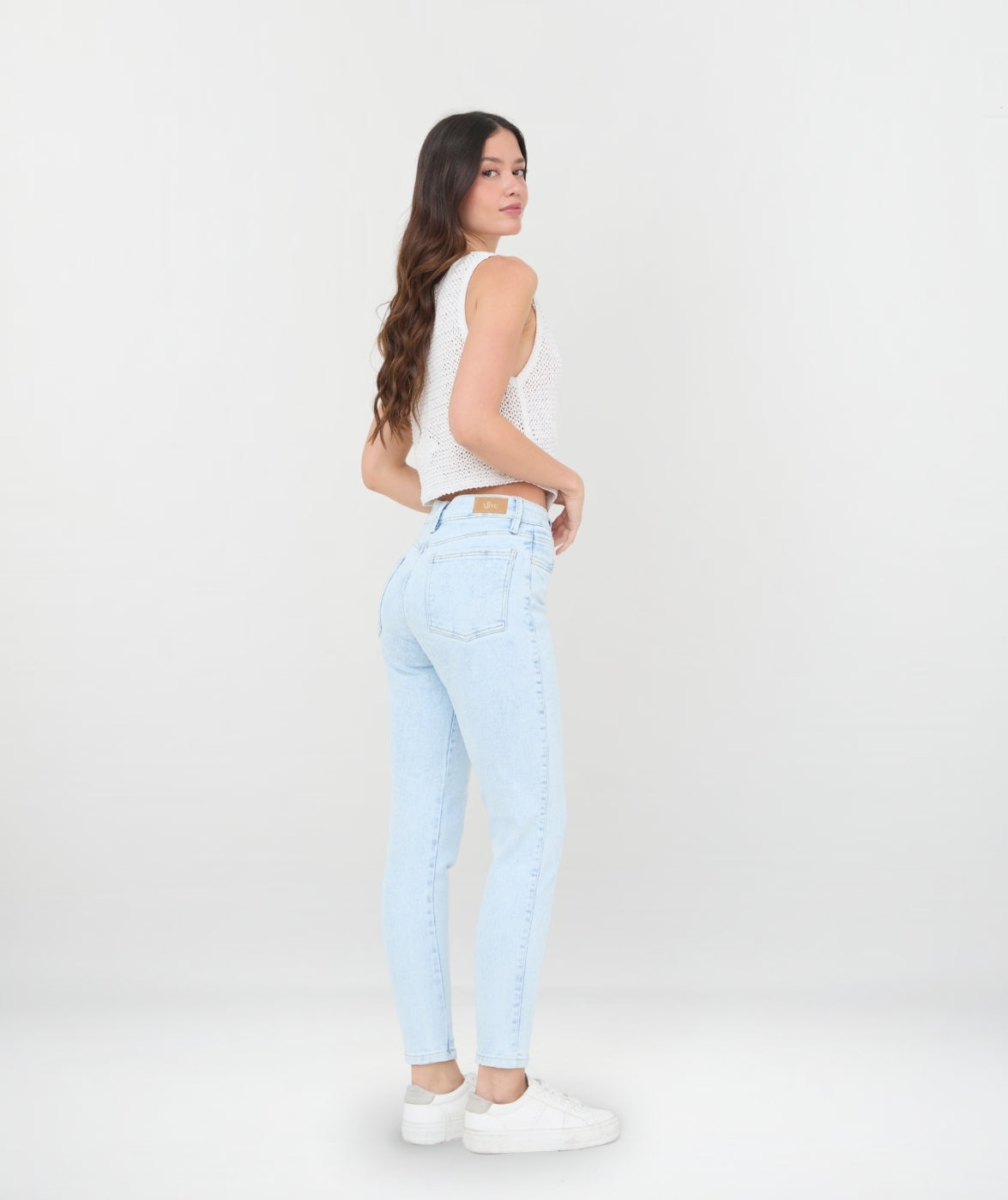 Jean Mom Maels
