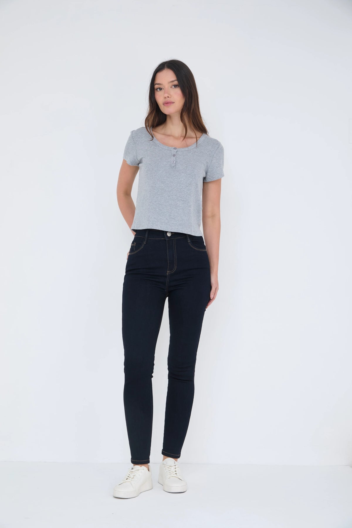 SKINNY TIRO ALTO MONTES