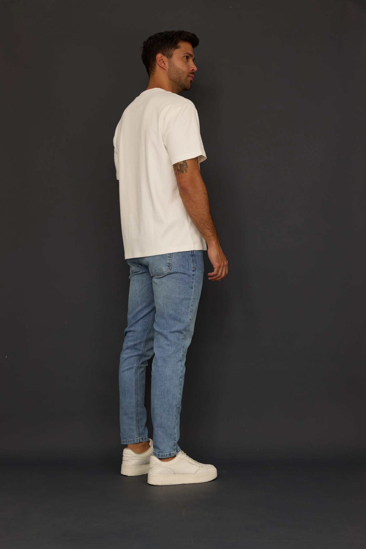 SKINNY SIMONS