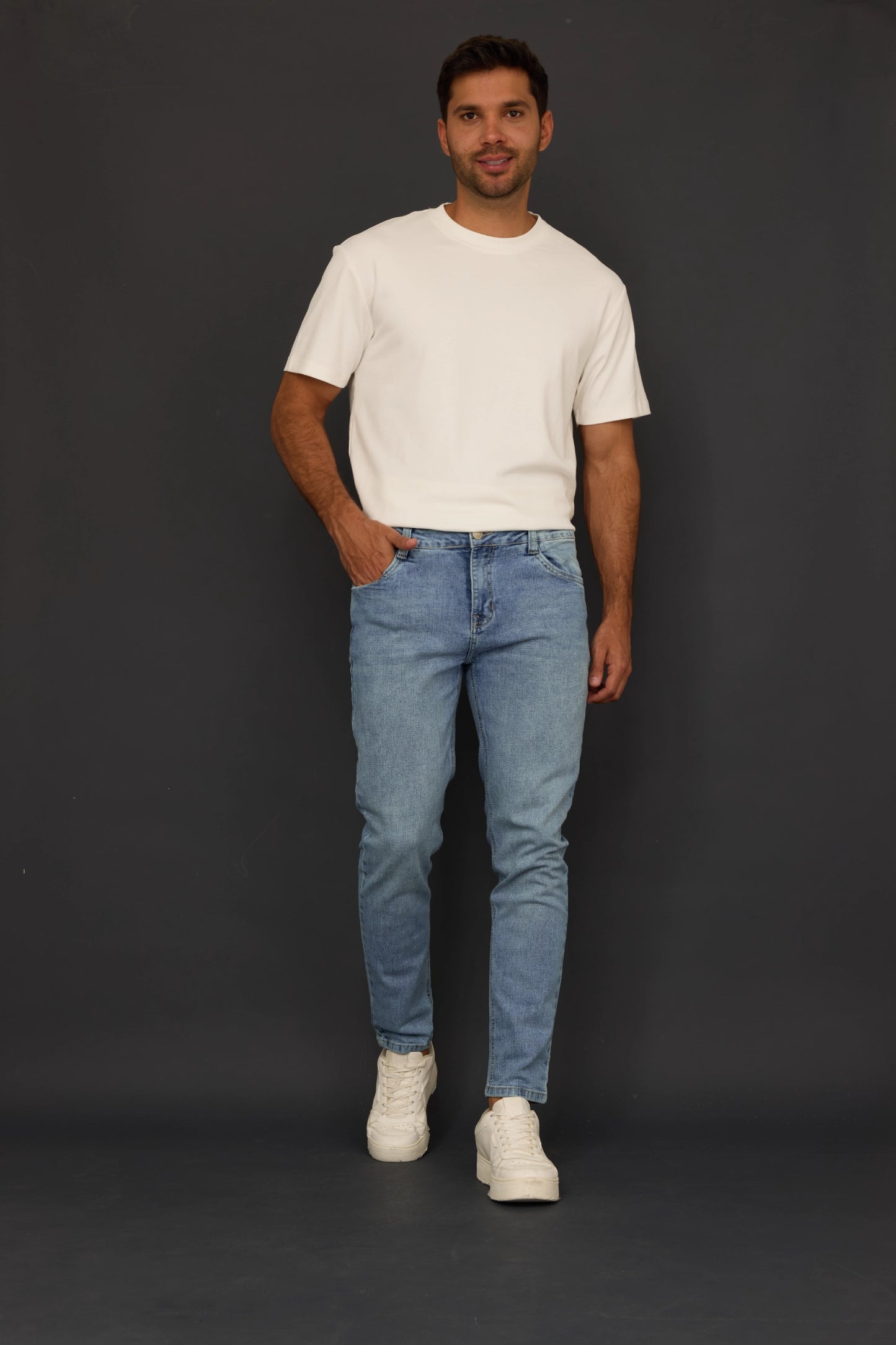 SKINNY SIMONS