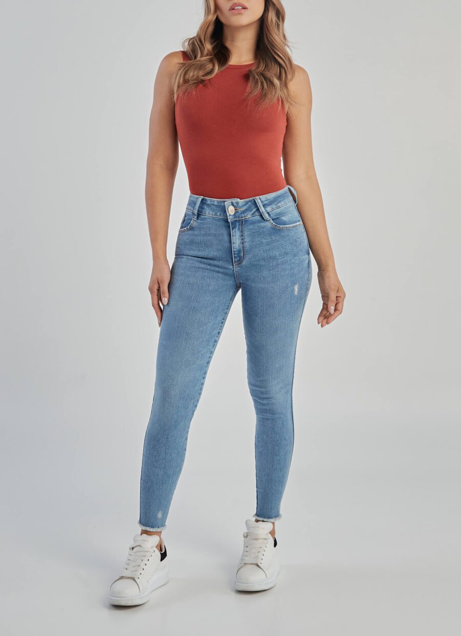 Jean Skinny Tiro Medio Ref. Lyris