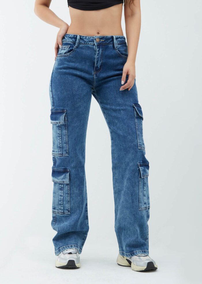 Jean Momfit Bota Recta Cargo Ref. QUEEN