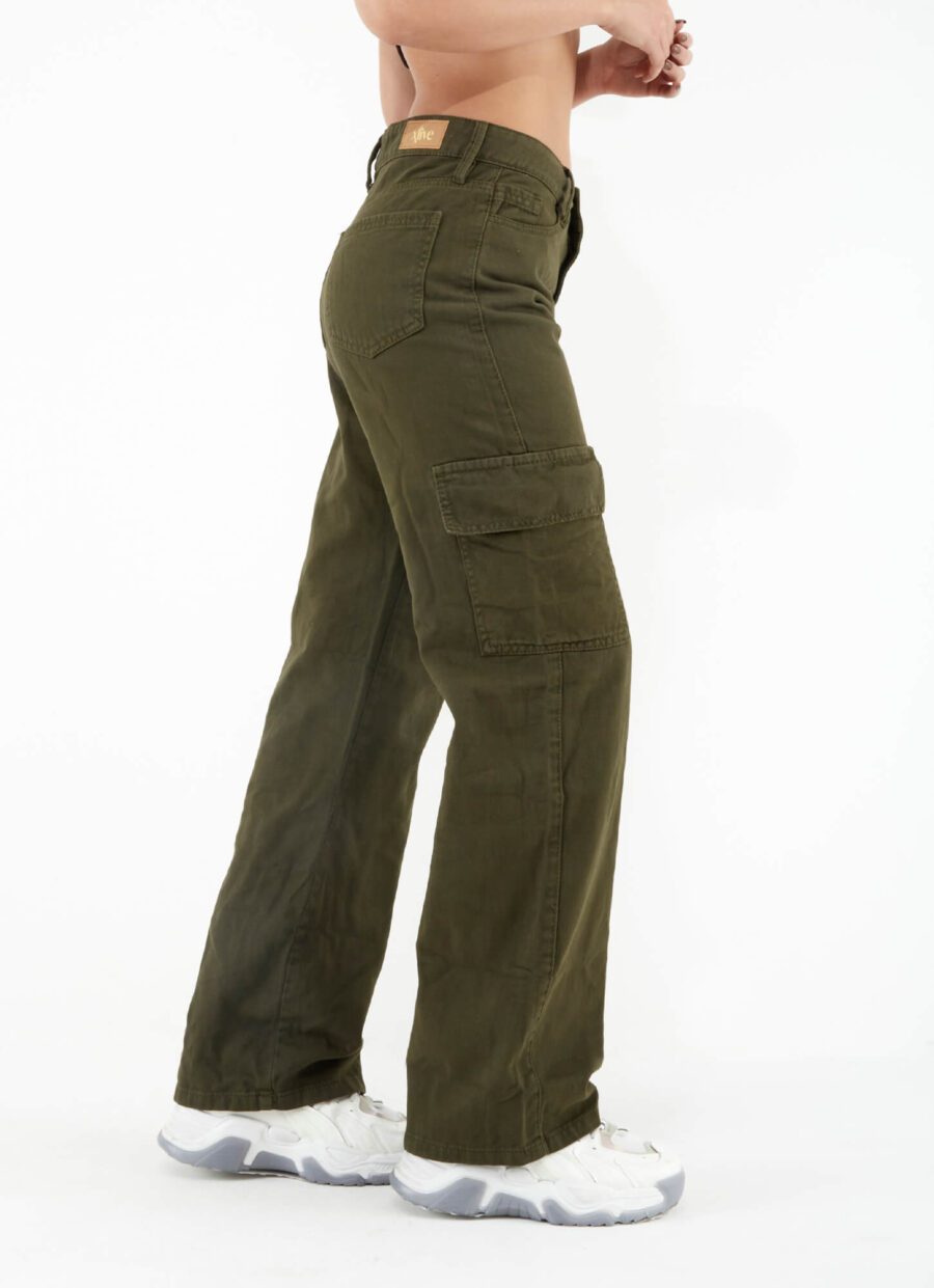 Jean Momfit Bota Recta Cargo Verde Ref. Leny - Imagen 5