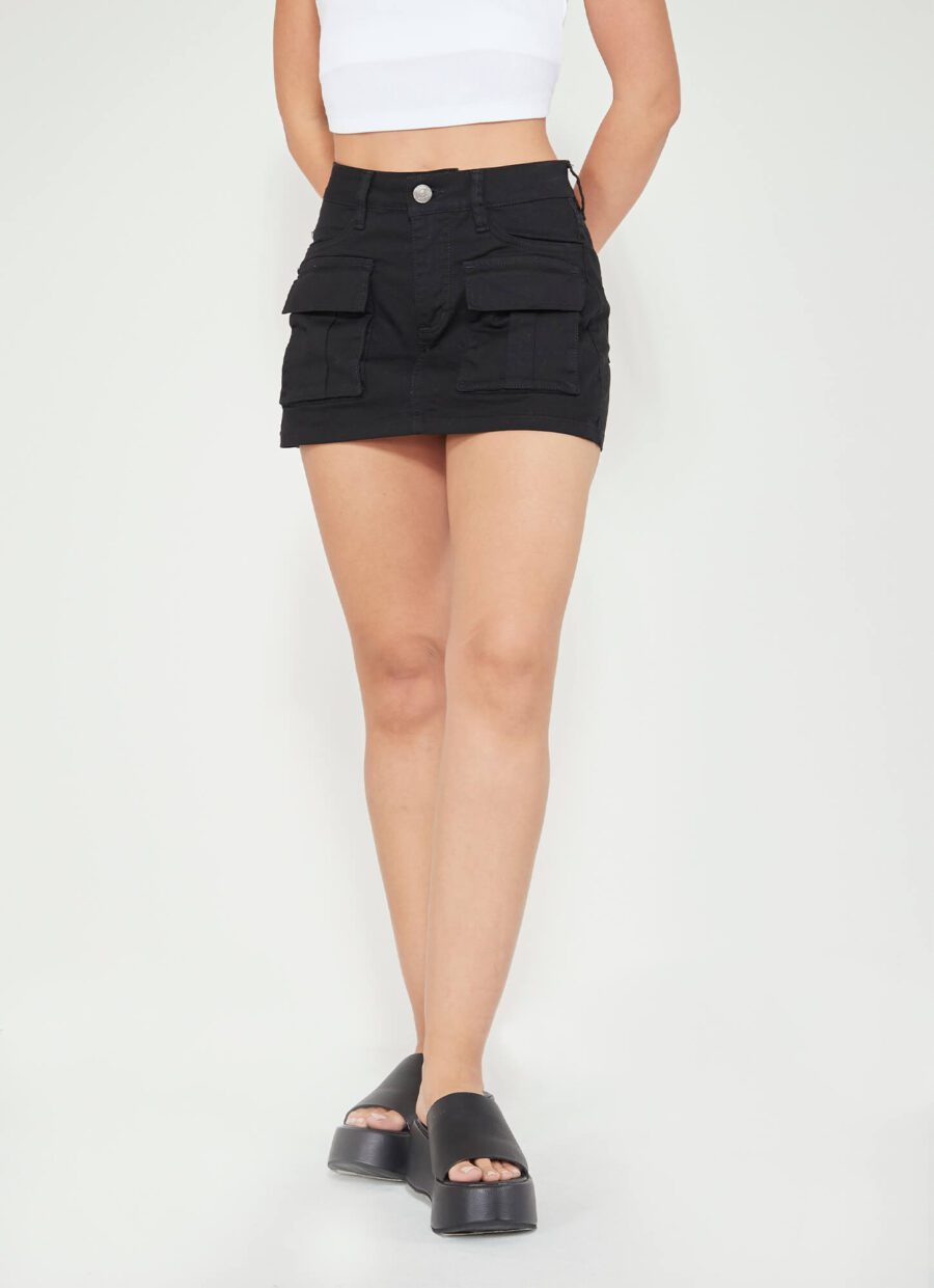 Falda Short Cargo Negro Dril Ref. Wom - Imagen 3