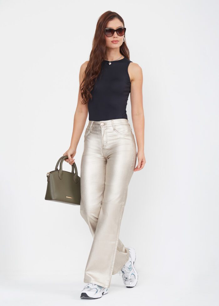 Pantalón Momfit Semi Flare Dorado Ref. Adru