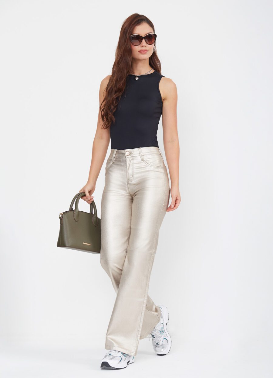 Pantalón Momfit Semi Flare Dorado Ref. Adru
