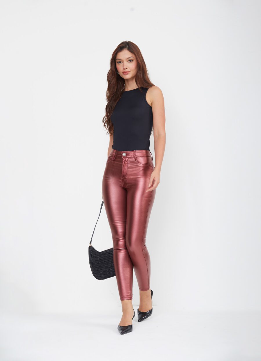 Pantalón Skinny Cuerina Vinotinto Ref. Later - Imagen 2