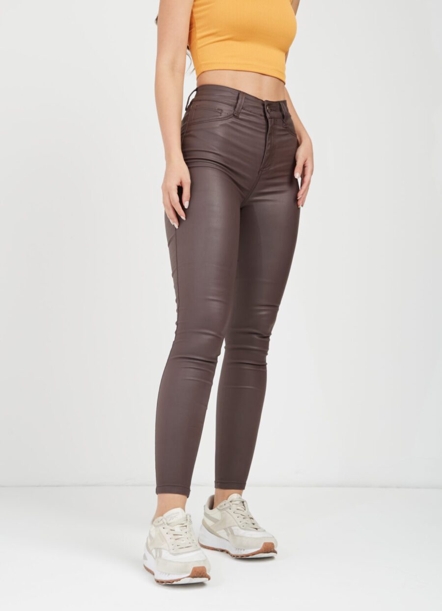 Pantalón Skinny Cuerina Café Osc Ref. Myr