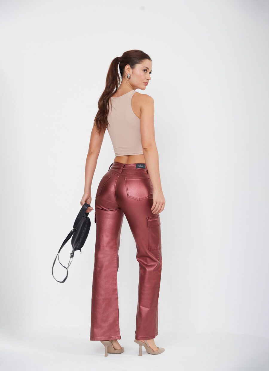 Pantalón Semi Flare Cargo Vinotinto Ref. Pam - Imagen 3