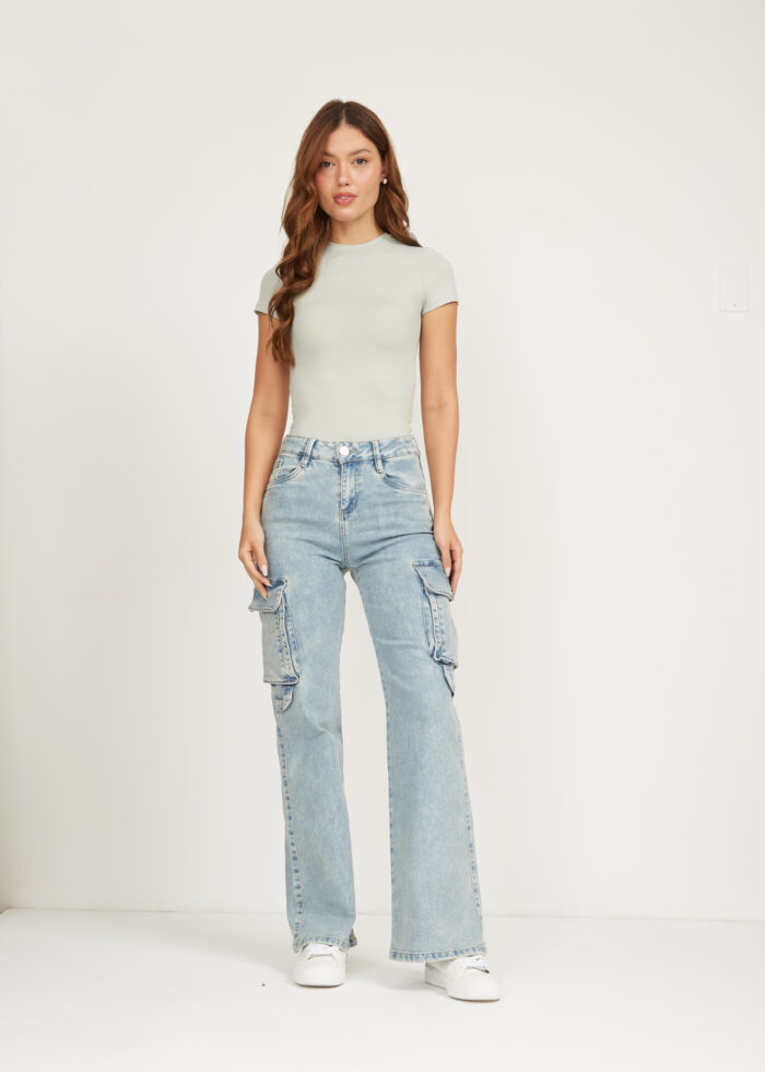 Mom Flare Cargo DALY