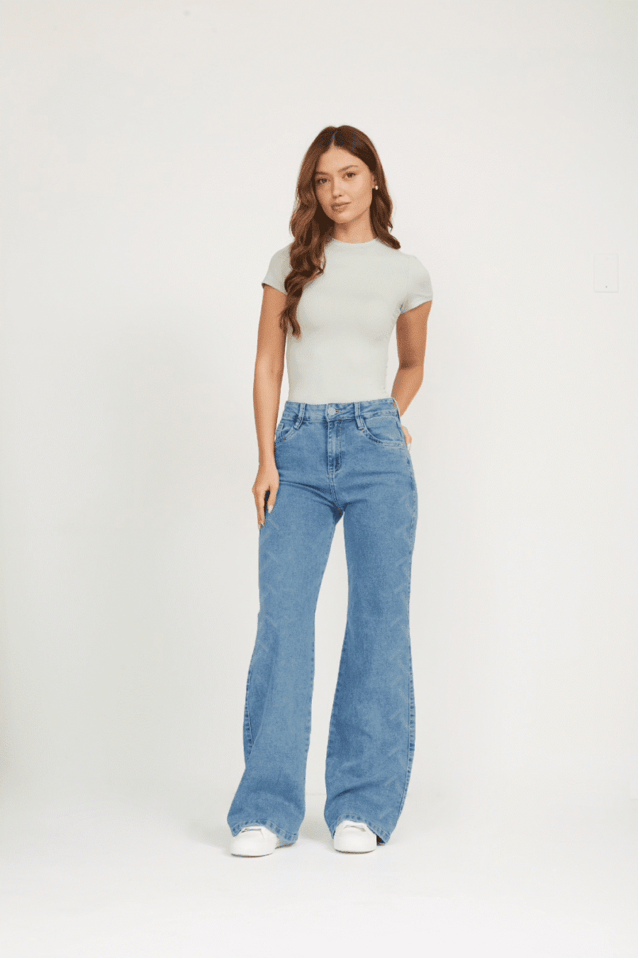Pantalon Mom Flare Licrado Ref. MATIRA