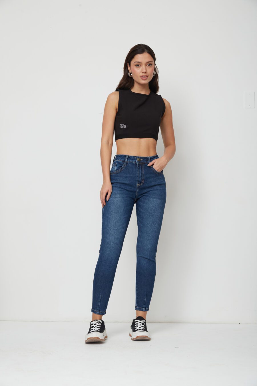 Pantalón Mom Flare Licrado Ref. JET